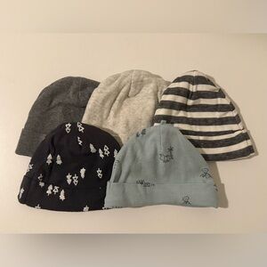 Like New! Set of 5 Baby Hats, Newborn